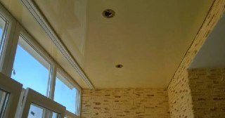 Натяжной потолок на балкон Беслан, цена 6141 руб.